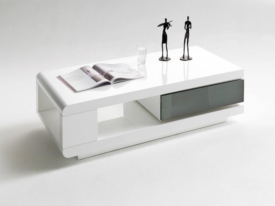 mobilier noir et blanc
